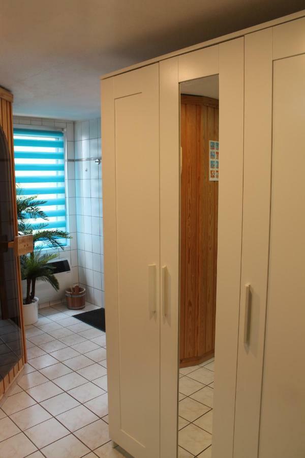 Lutzi'S Ferienwohnung Rostock Exterior foto